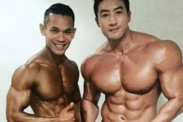 当李晨遇上范丞丞,李晨化身大黑牛现场