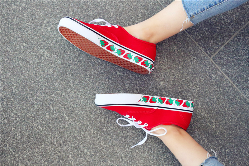 不买就后悔的新品,vans小草莓偏码