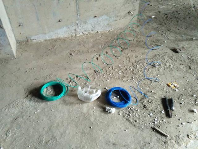 电线没有线盒如何固定,电线没有支柱怎么架线