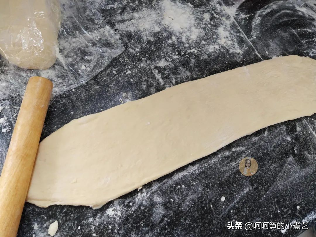 上海油条的做法和配方视频,100种简易懒人早餐油条的做法