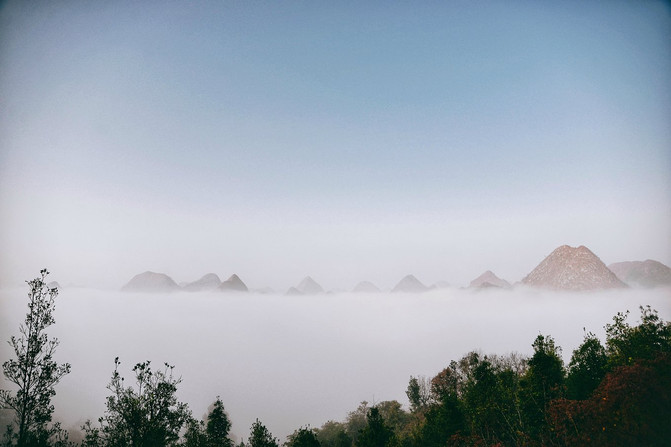 观天坑，游溶洞，桂西北最名不见经传的冷门旅行目的地——乐业