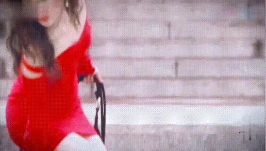 大湾区王菲出场谢霆锋表现,大湾区晚会谢霆锋王菲同台了吗