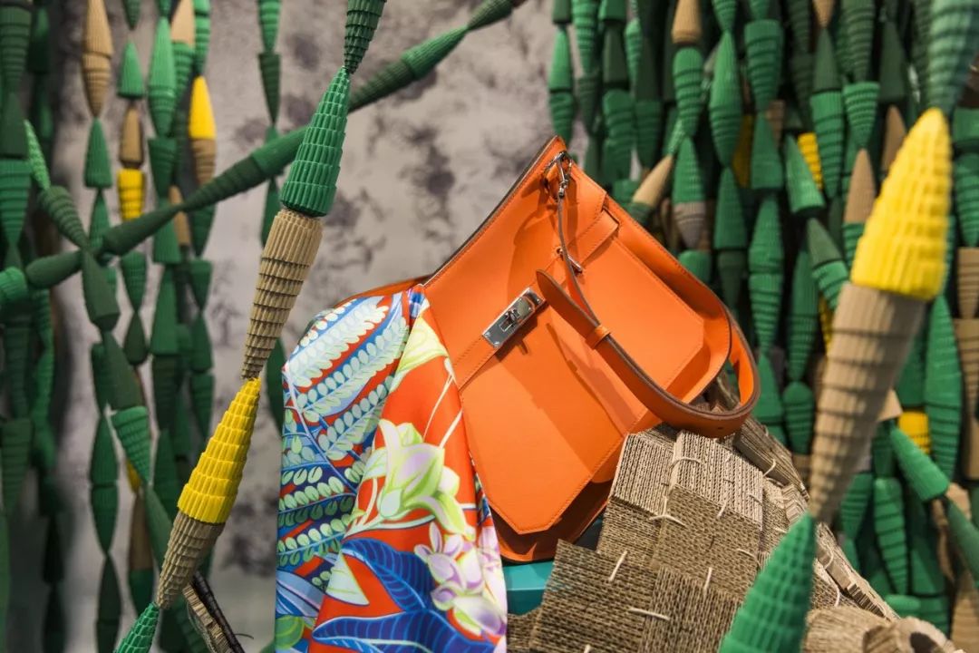 爱马仕橱窗展示设计手绘图,爱马仕2023橱窗设计最新款