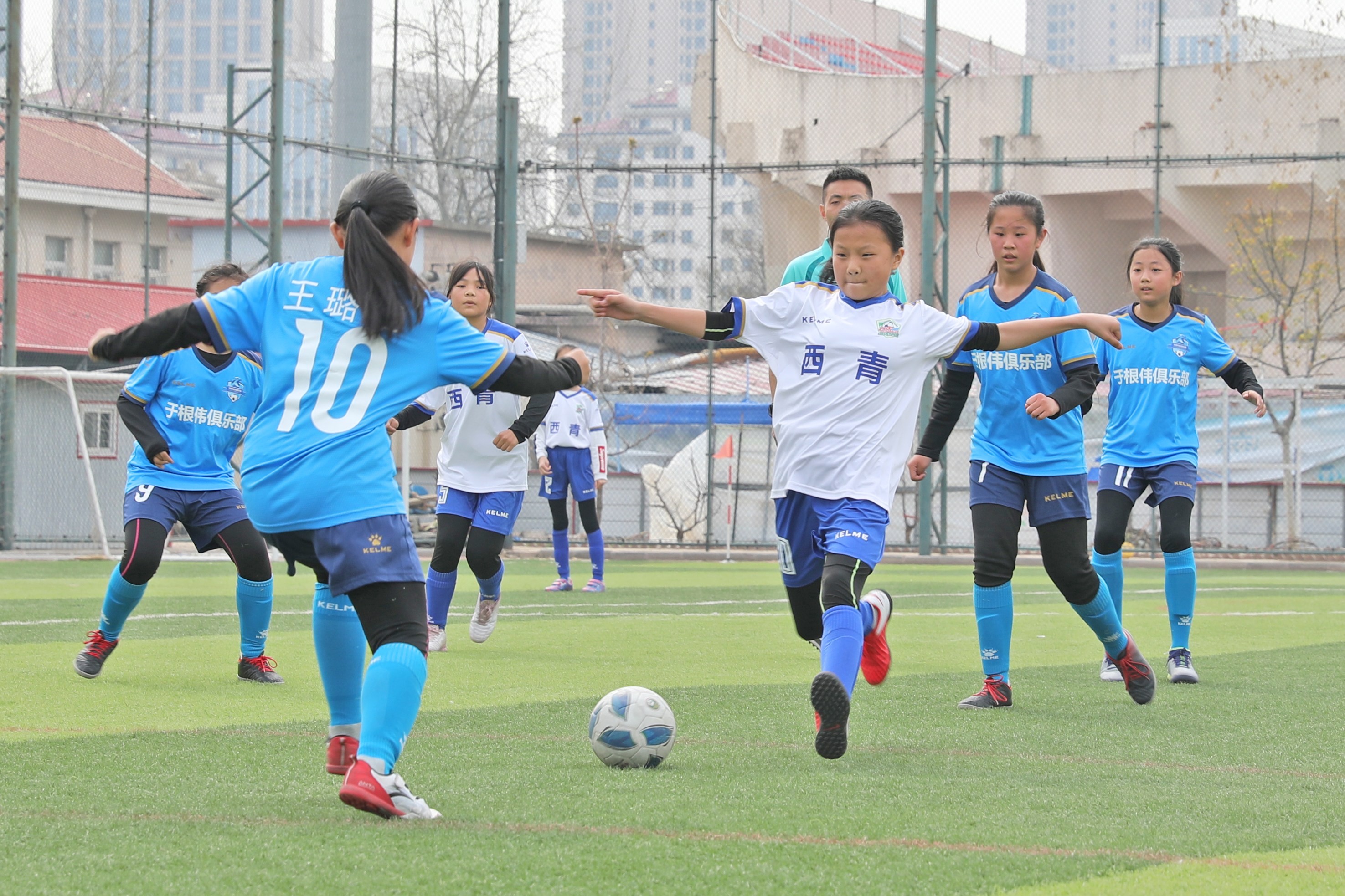 以赛育人见证成长,以赛代练中国帆板队冲刺东京奥运