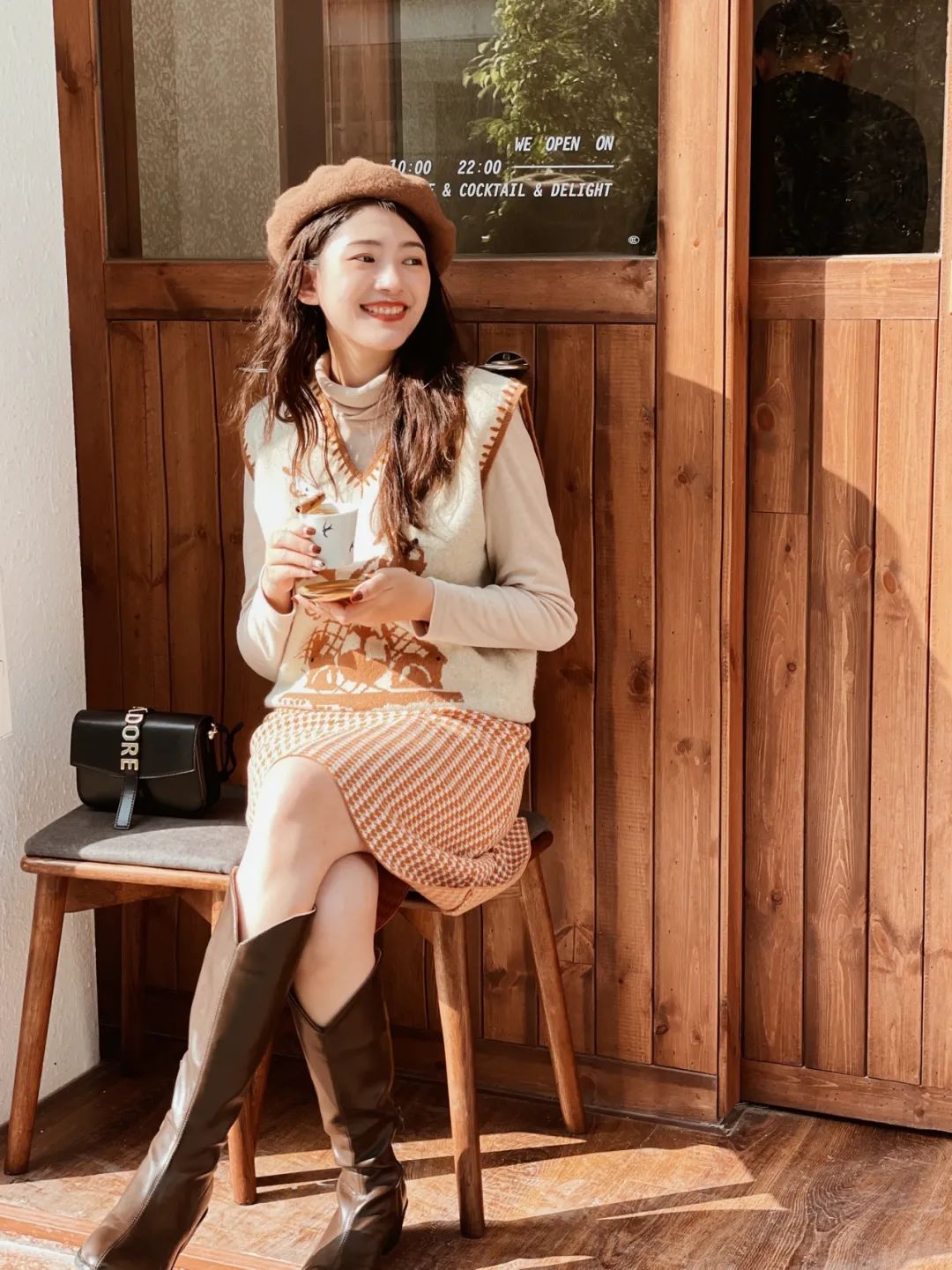 胖mm粗腿马丁靴冬季加绒羊羔绒,今年最火的中筒靴粗腿圆头马丁靴