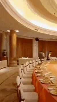 搞笑gif妹子的内心是崩溃的,搞笑gif妹子原来是个逗比