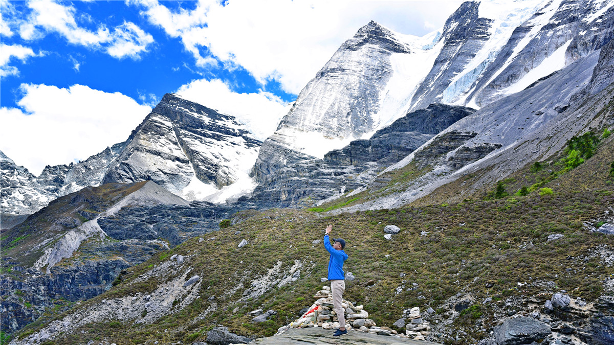 去一次西藏歌曲,圣洁甘孜之旅