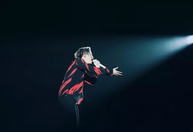 薛之谦2021江苏卫视跨年演唱会,薛之谦重庆演唱会2021售票时间