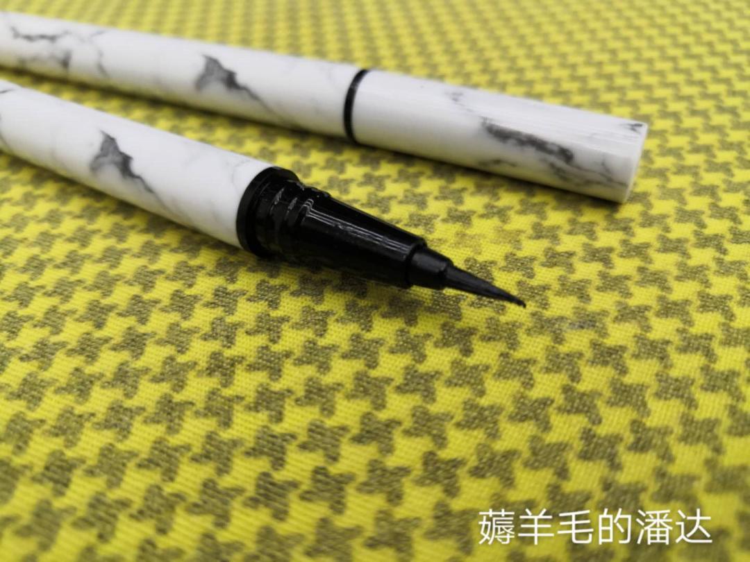 开箱9.9元马克笔,十元左右的眼线胶笔测评