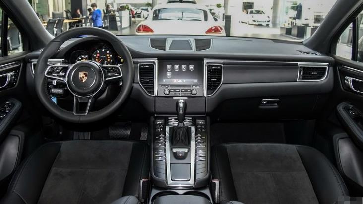 开保时捷macan的都是“穷人”最低配的保时捷值得买吗？