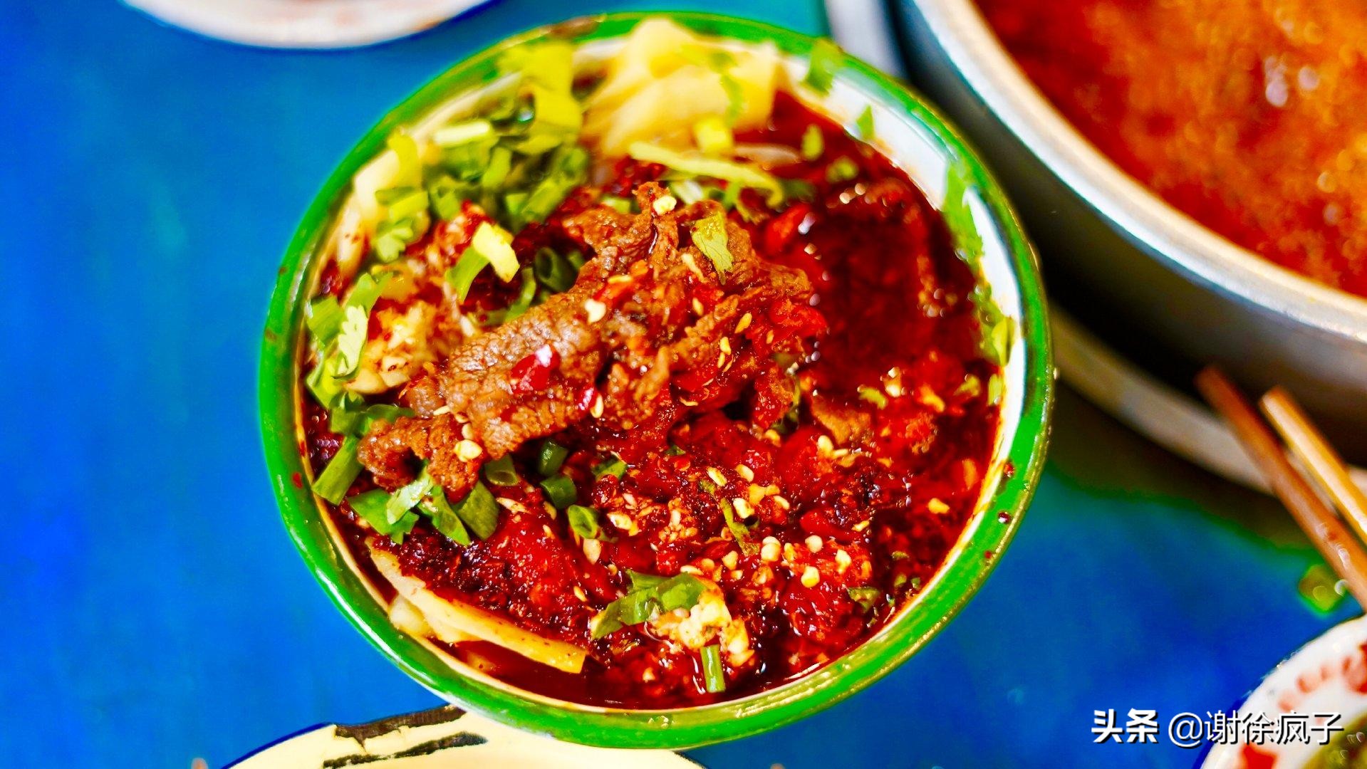 美食探店四川成都正宗川味火锅,成都美食排行榜前十名火锅串串