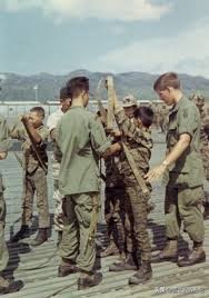 美欧国家直升机在特殊环境的人员进入与撤离系统详解