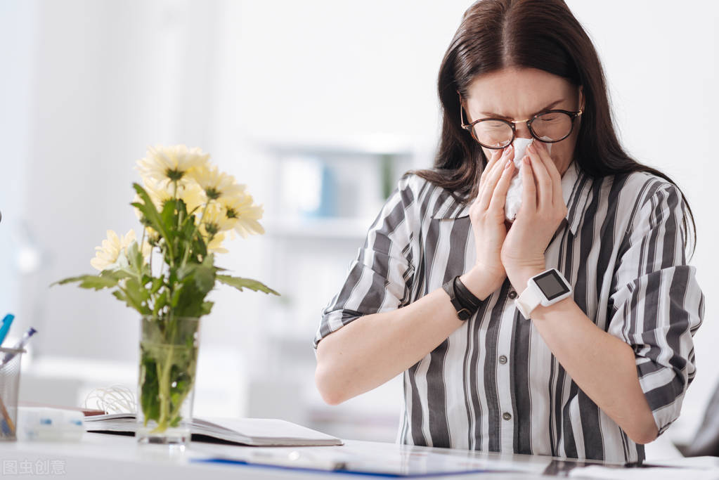 过敏性鼻炎打喷嚏流鼻涕推拿手法,过敏性鼻炎的推拿方法