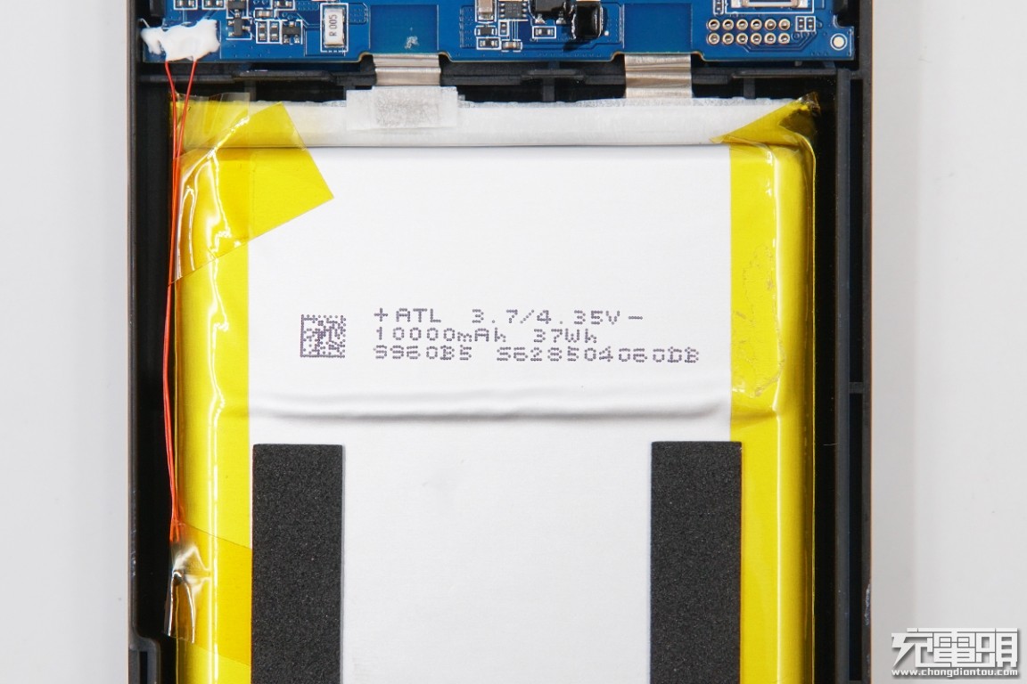 小米无线充电宝10w和30w如何选择,小米充电宝20000毫安50瓦拆箱