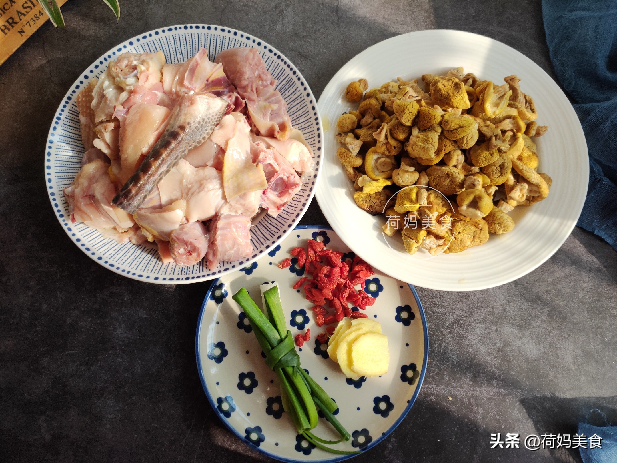 鸡汤怎么炖才有营养又好喝,如何在家做好喝的鸡汤