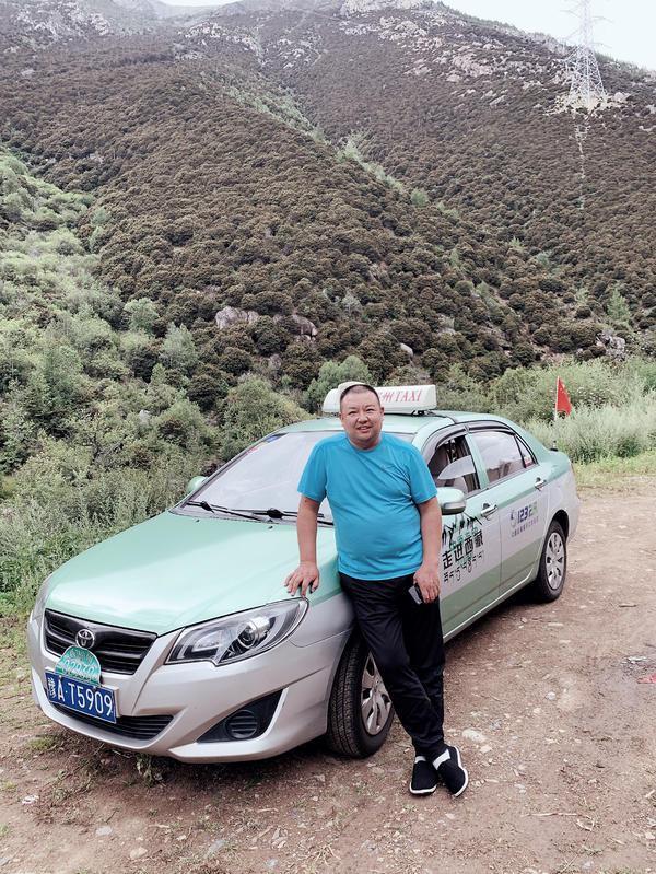 开一辆出租车需要多少钱,开出租车三千一个月累不累