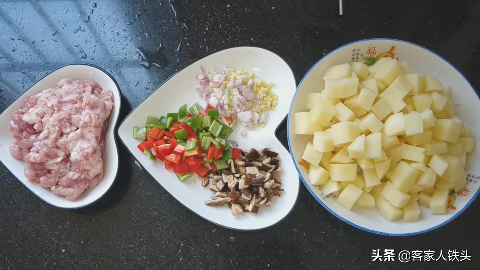 孩子爱吃的盖浇饭,荤素搭配的快餐和盖浇饭