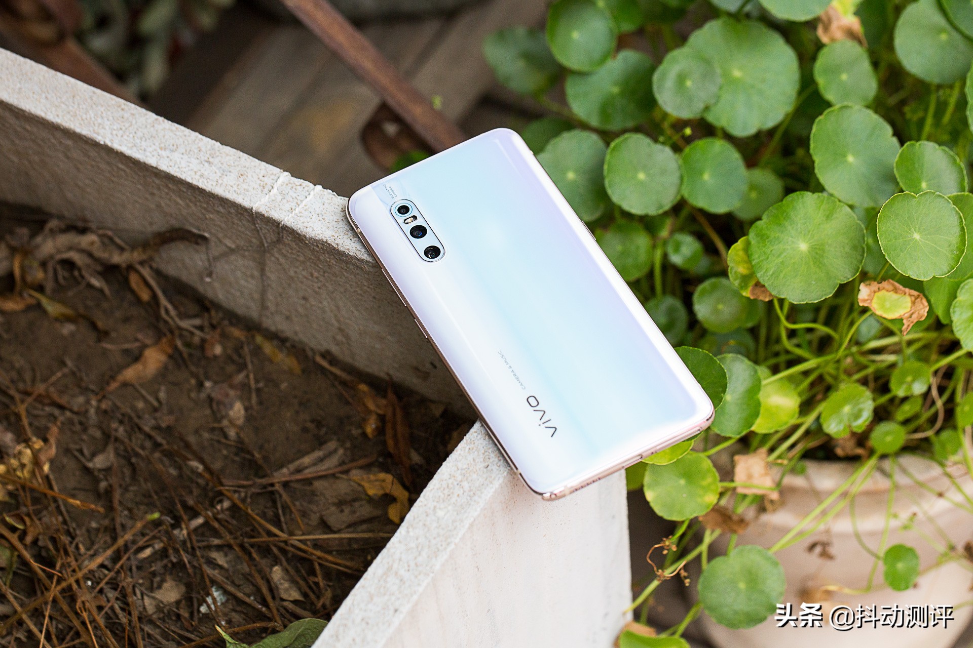 vivox27幻彩夏日开箱视频,vivox27幻彩夏日是什么颜色