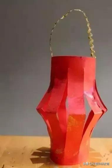 幼儿园元旦手工制作：鞭炮灯笼卡纸舞龙