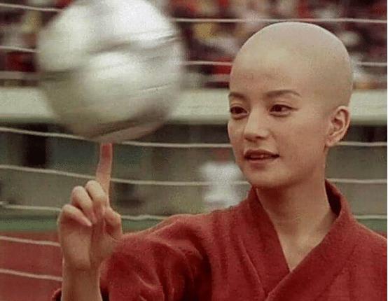 赵薇周星驰采访,赵薇和周星驰出席少林足球