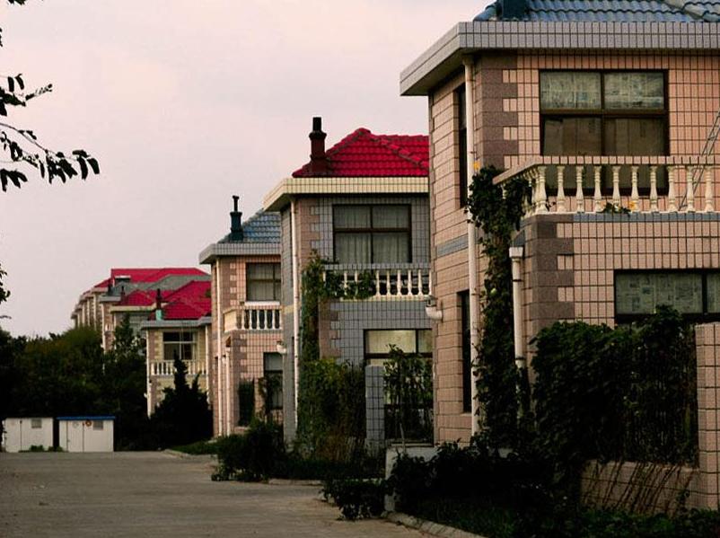山东十大土豪村住房,山东最富村华西村