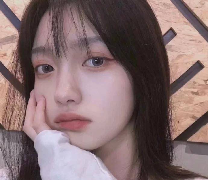 新手化妆修颜教程,化妆的正确顺序轻松搞定一个妆容