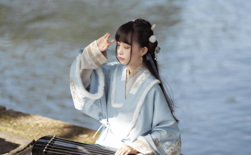 为什么别人穿汉服很好看,你穿却像睡衣?主要是这2个地方做错了