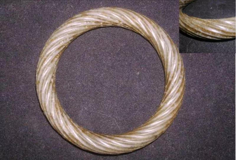 手镯的特征及图片,手镯分为几种镯形和图片