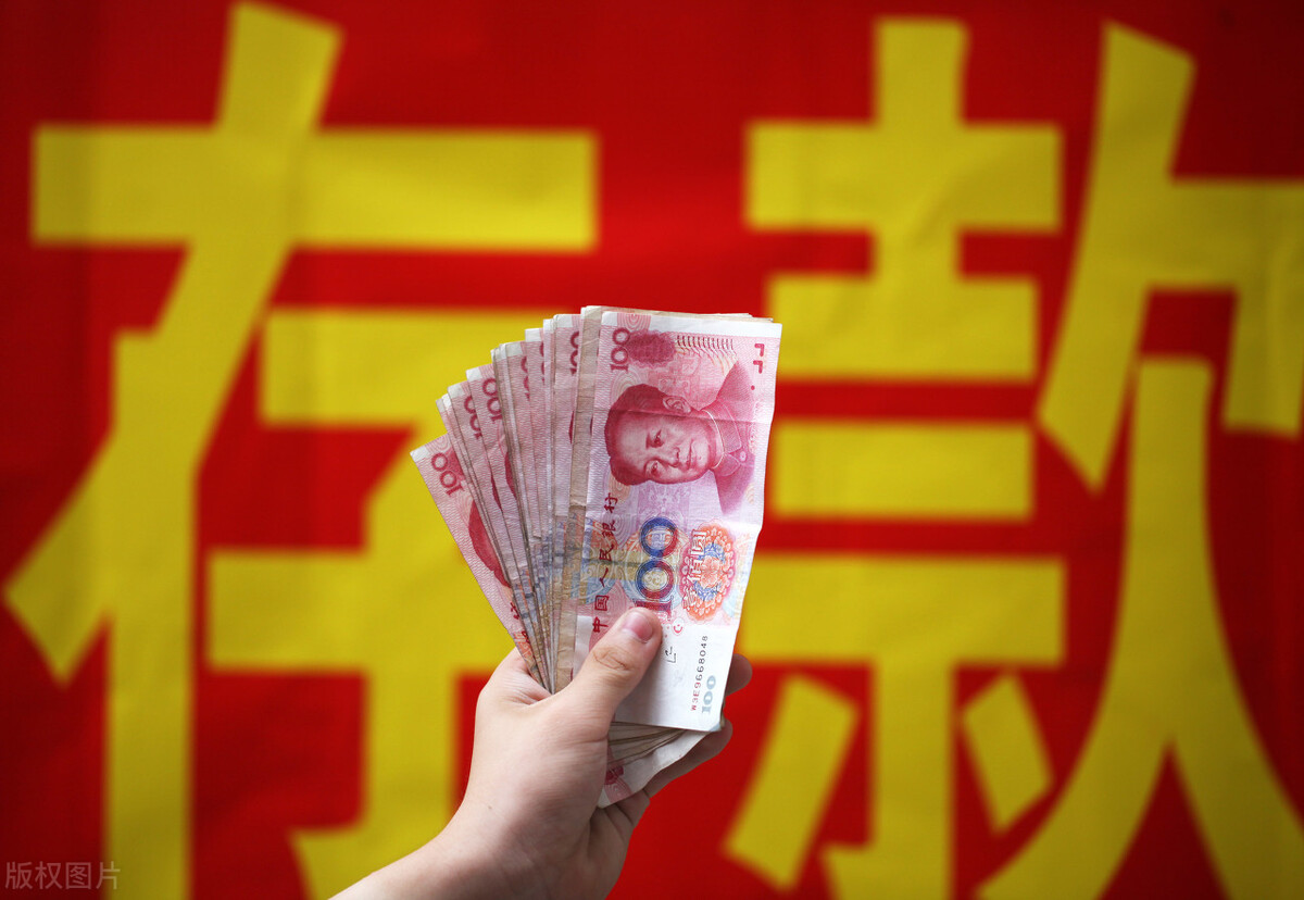 贷款100万利率5.88%30年月供多少,100万首付30万按揭30年月供多少钱