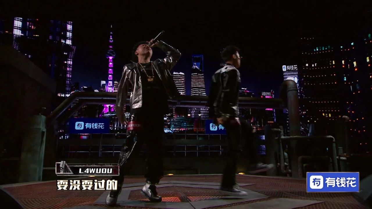 杨和苏和福克斯怎么了,杨和苏夺冠拥抱福克斯