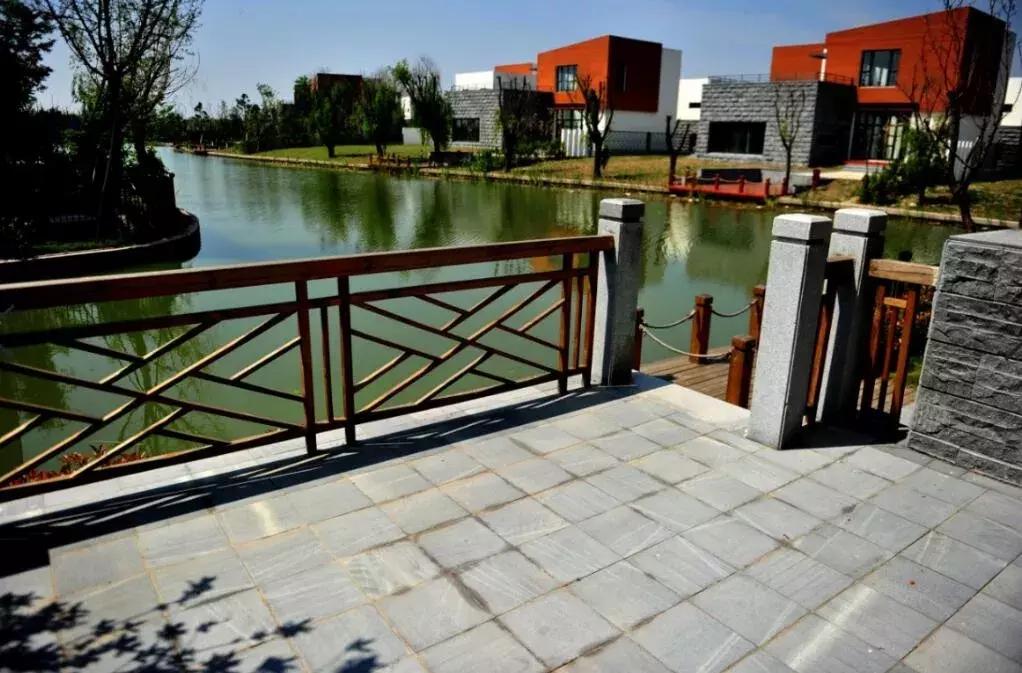 泰州溱湖来自1800米湿地深处云海温泉人文湖景别墅，独享惬意时光