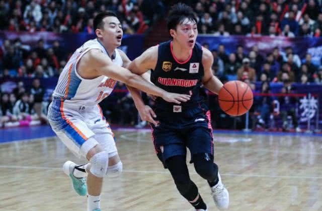 易建联最近新消息视频,易建联最近的视频