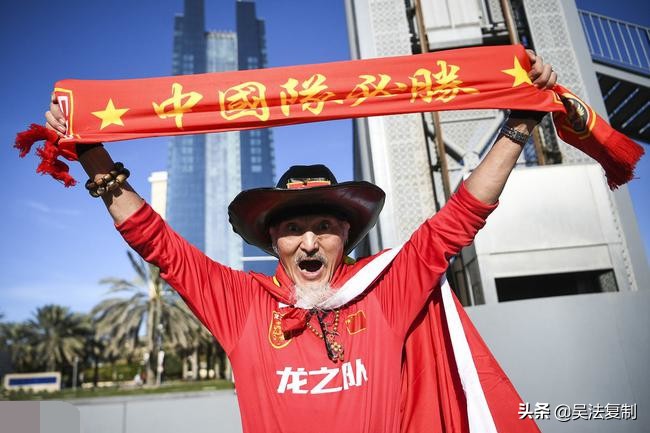 罗西重返赛场wsbk,罗西高光时刻