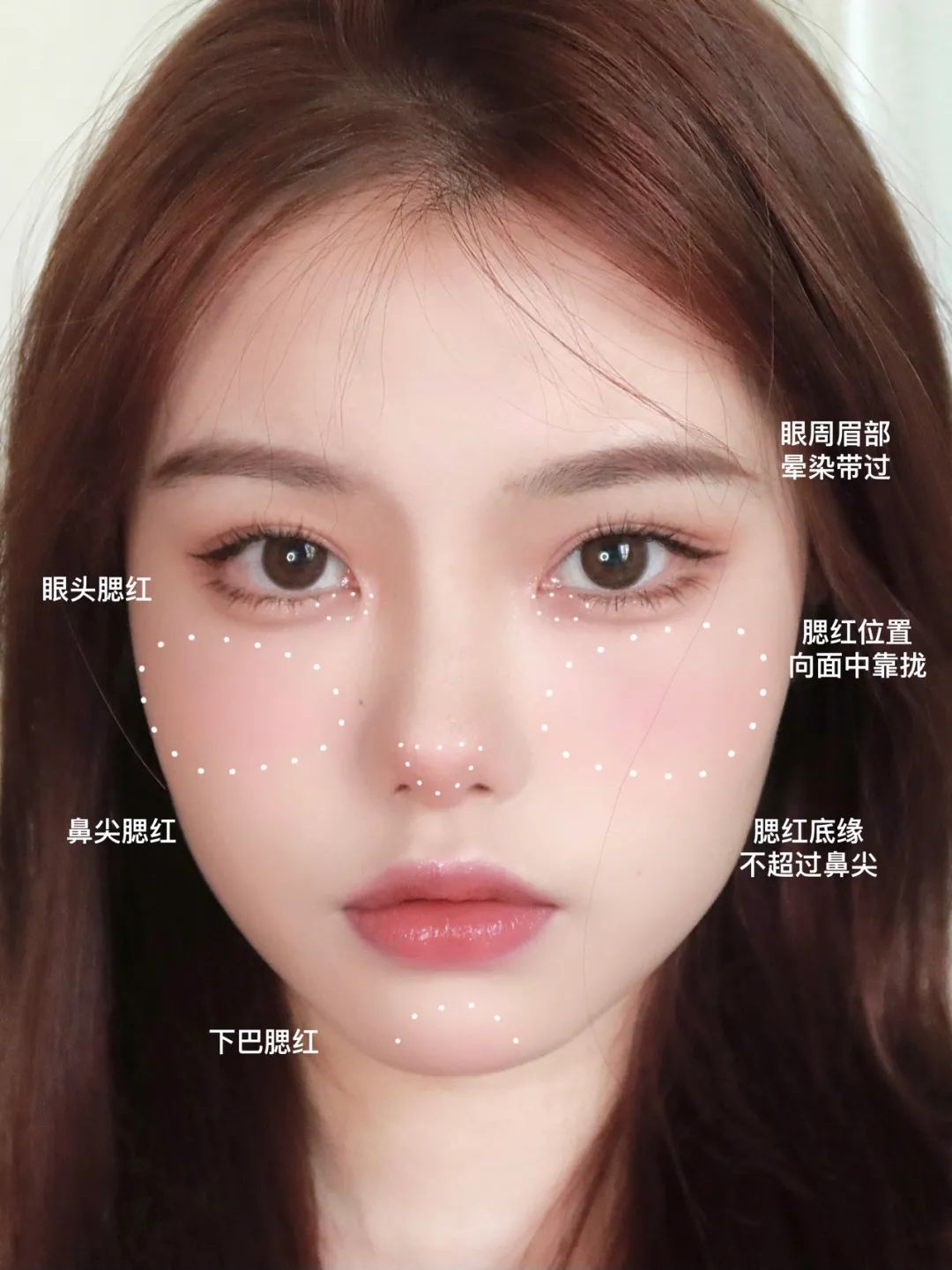 小个子五官立体要怎么搭配才好看,五官平平无奇的长相却很好看