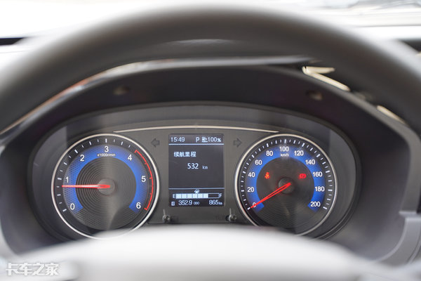 日产皮卡锐骐7柴油版14.88万配置,东风日产皮卡锐骐5柴油版报价