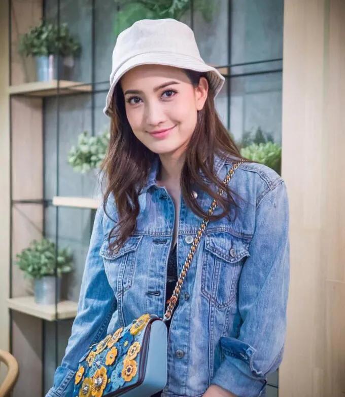 那些年的女神还认识吗,那些年曾经的女神们