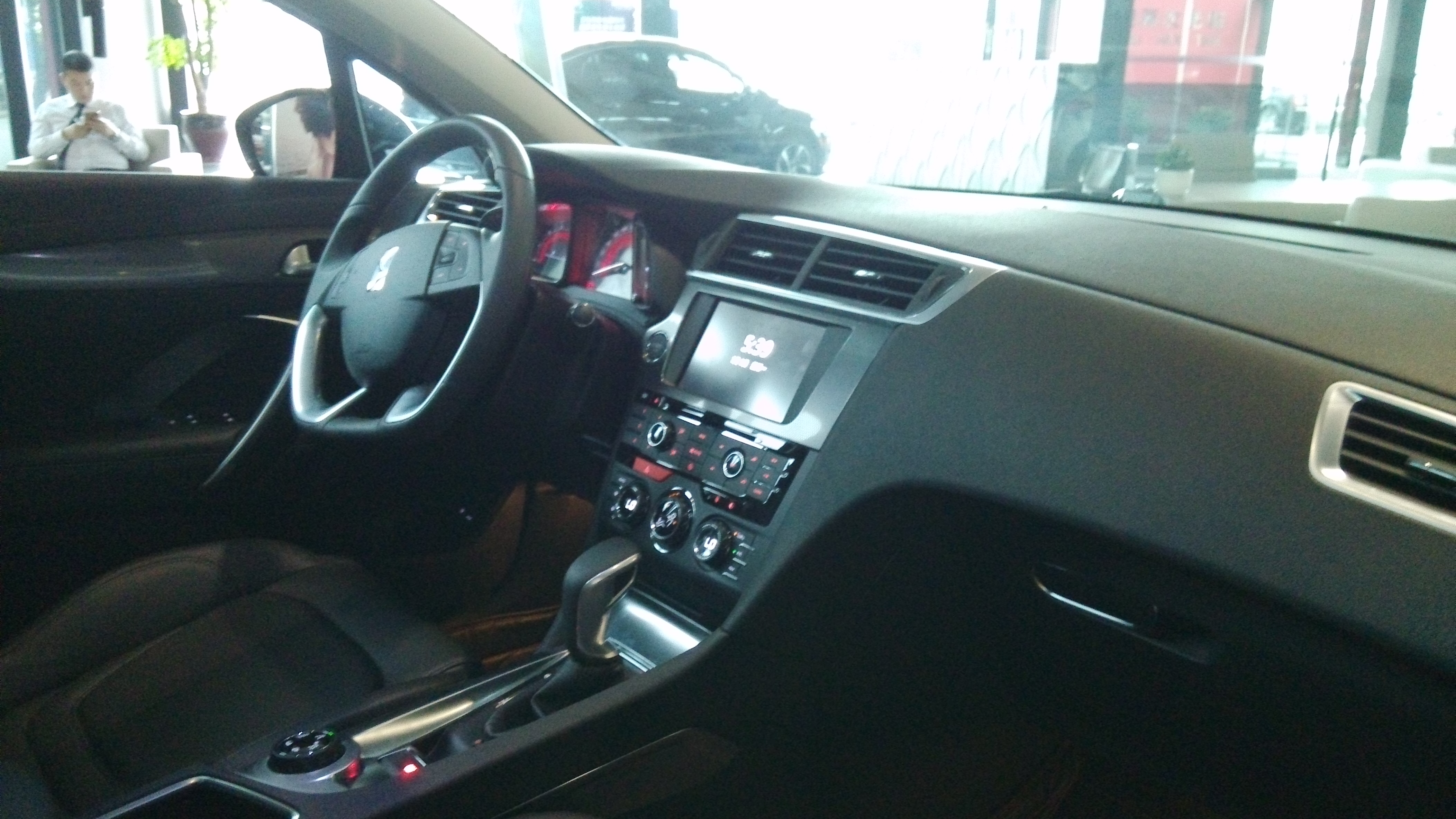 长安谛艾仕2021款全新ds6,2017款谛艾仕ds6豪华版车怎么样