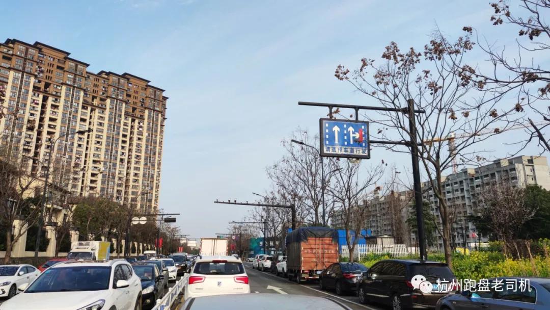 杭州临平奥特莱斯旁边楼盘 (临平奥特莱斯对面的叠墅)