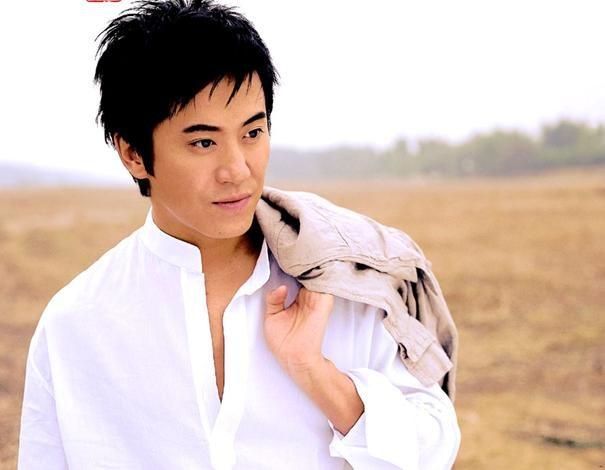 因为吸毒毁掉的明星,因吸毒而毁掉的明星真实案例