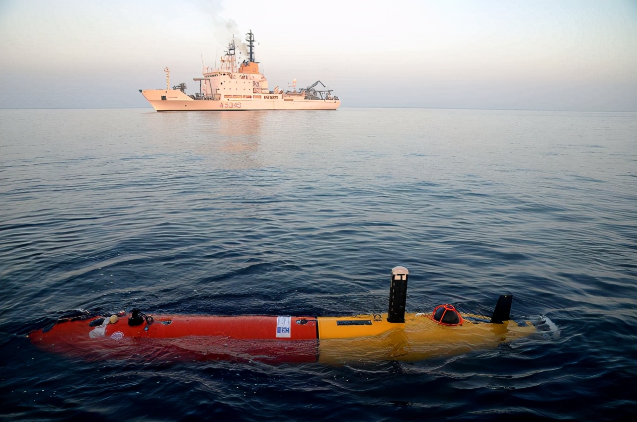 缇庡浗浣庣┖鐩戣鎴樿埌,缇庡啗鎴栧悜浜氬お娴峰煙鎾掑竷婕傛诞椋炵