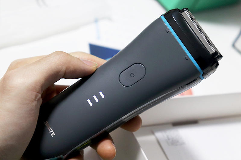 致敬博朗，三刀头柔和利落：须眉灵动3往复式剃须刀体验