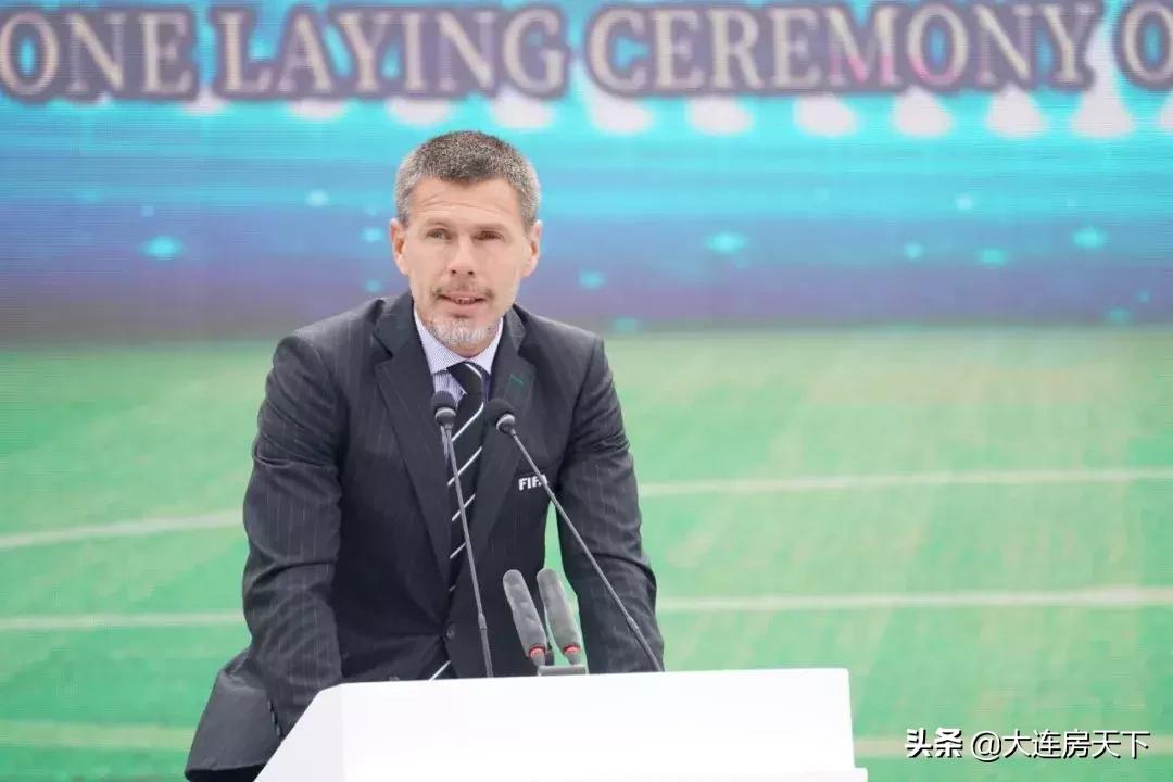 体育新城万达一期公建,万达大连青训足球基地