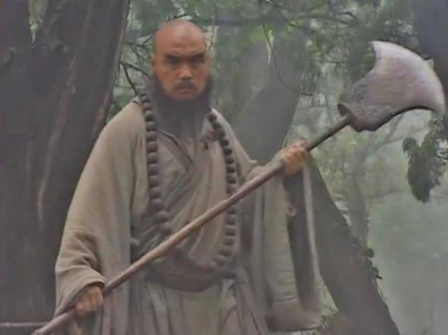 花和尚表现了鲁智深什么特征,花和尚鲁智深性格特点