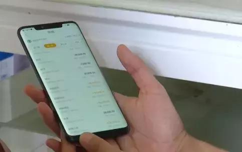 女子赌博输数万元报警称遇诈骗,贵阳女子赌博输钱被骗4次