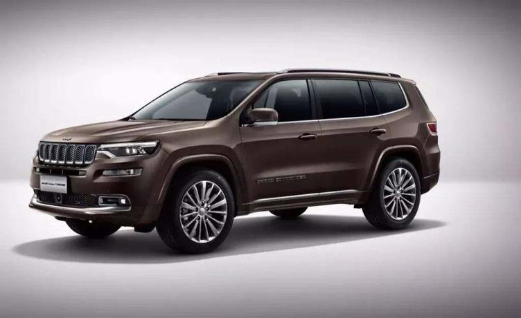 现代新胜达和沃尔沃xc60,大指挥官车身对比沃尔沃xc60