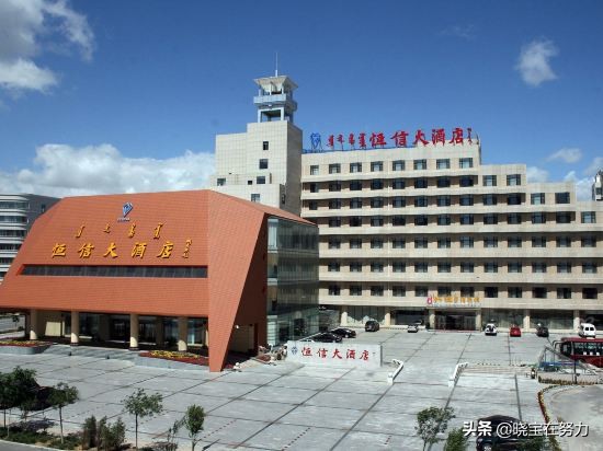 内蒙古鄂尔多斯七星湖酒店,内蒙古鄂尔多斯有什么酒店