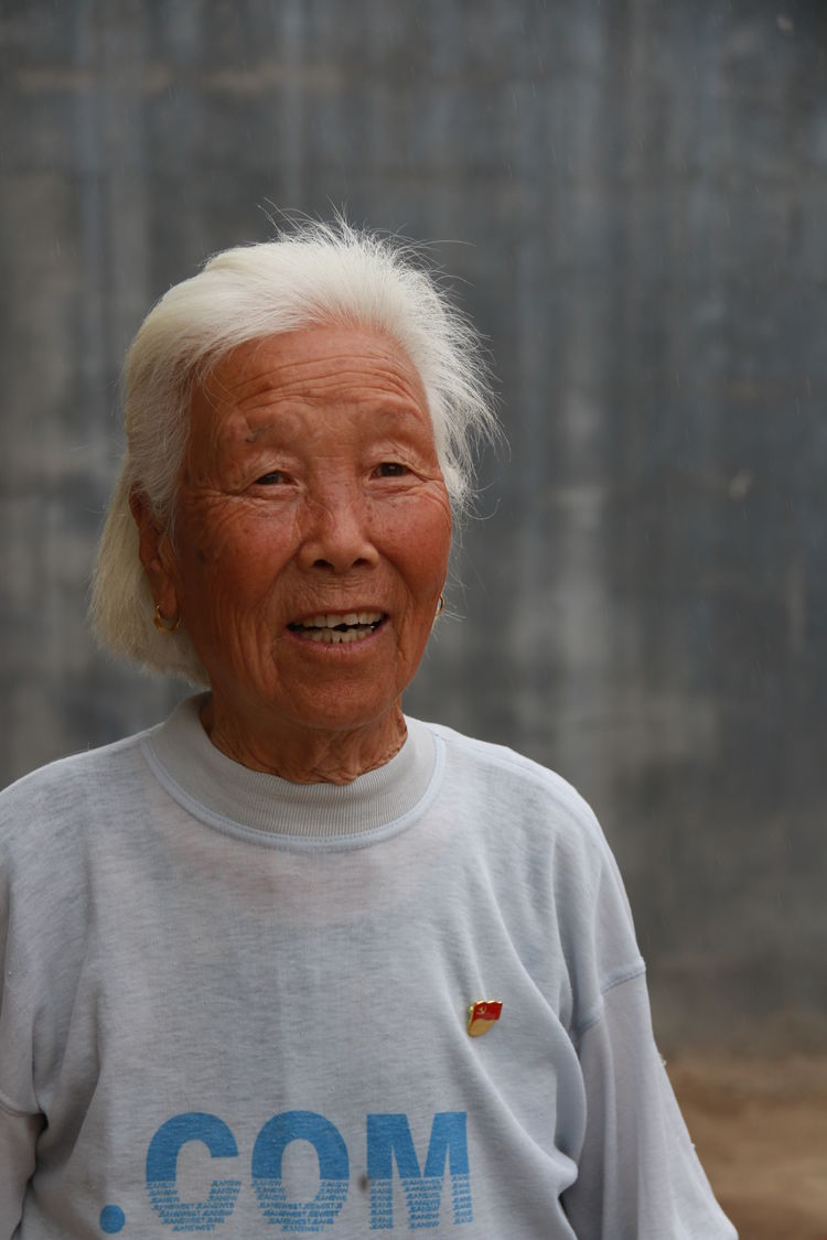 探访老党员活动记录,不忘初心牢记使命老党员走访纪实