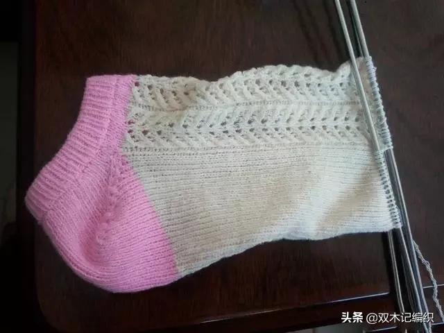 棒针编织漂亮的袜子,宝宝袜子棒针图解一片式