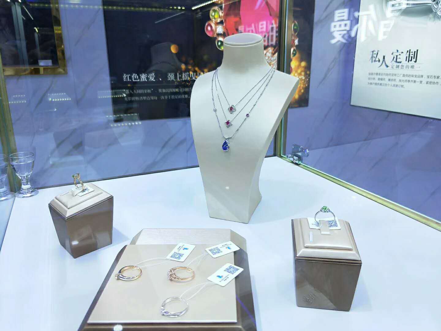 珠宝店销售技巧和话术开场白,珠宝店的营销方案和技巧