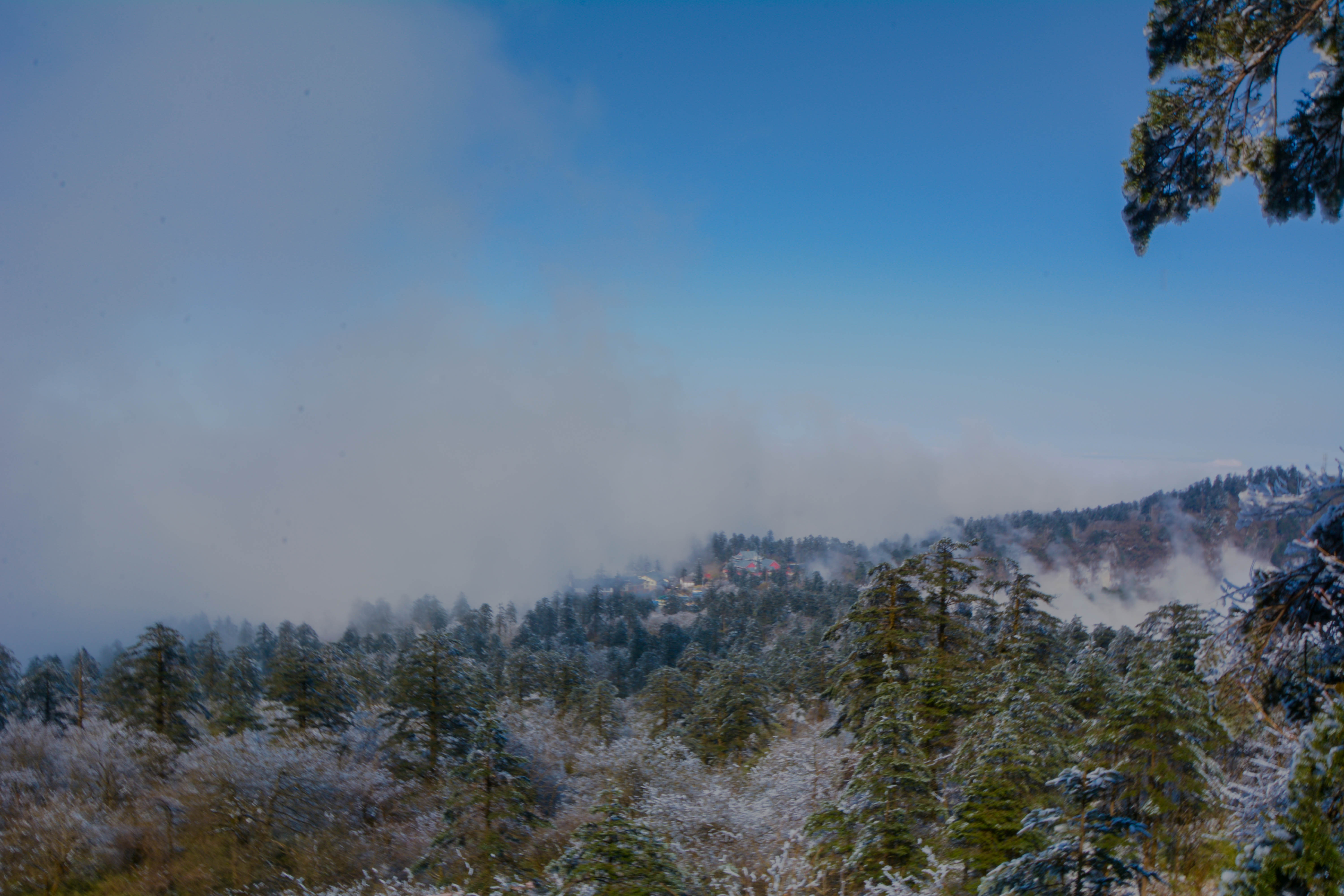 峨眉山冬雪仙境,峨眉山象城旅游